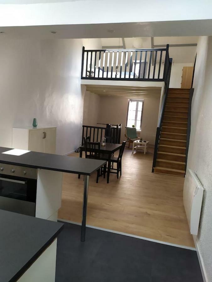 Duplex Plein Centre Ville 10B Malestroit Luaran gambar